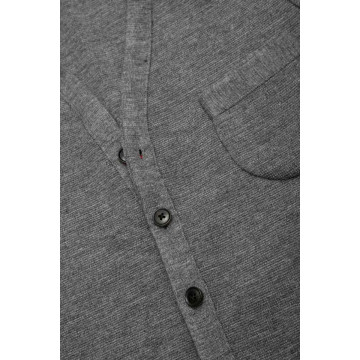 gilet-sans-manche-en-laine-gris-perfect-wool-detail-tissu
