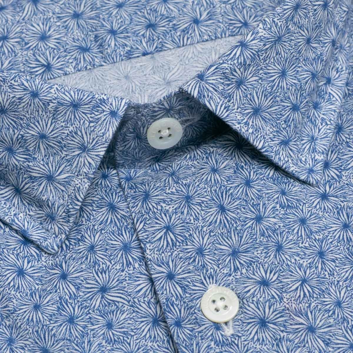 chemise-a-motif-fleurs-bleues-manches-longues-pour-homme-detail-col
