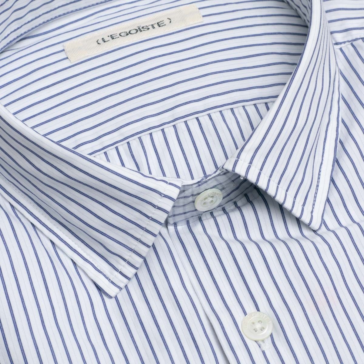 chemise-bleue-blanche-a-rayures-manches-longues-pour-homme-detail-col