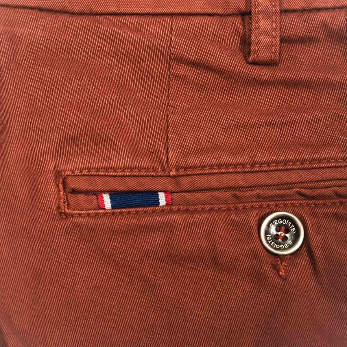 pantalon-chino-stretch-rouge-orange-detail-galon