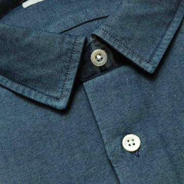 chemise-denim-bleu-manches-longues-pour-homme-detail-col