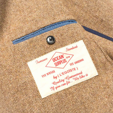 blazer-en-laine-chevron-beige-detail-poche-interieure