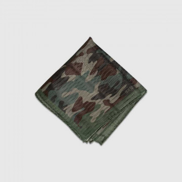 pochette-de-costume-en-soie-motif-camouflage-militaire