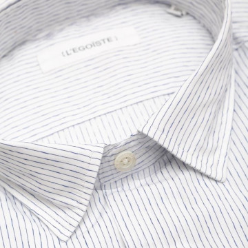 chemise-en-coton-blanche-marine-a-rayures-manches-longues-homme-detail-col