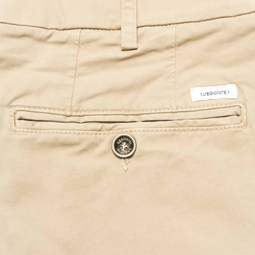 pantalon-chino-beige-pour-homme-detail-galon