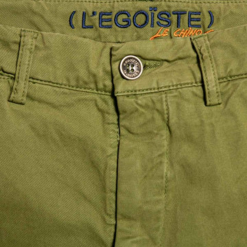 pantalon-chino-vert-pour-homme-detail-tissu