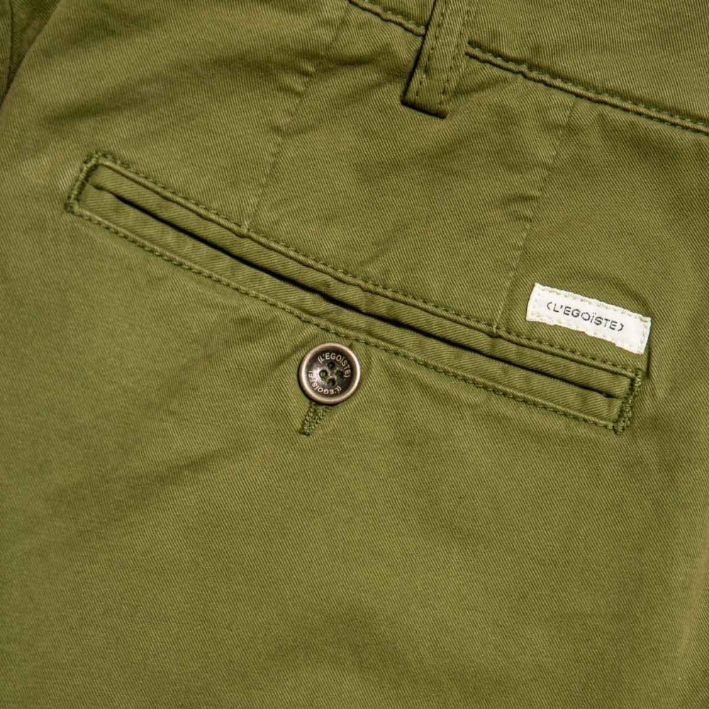 pantalon-chino-vert-pour-homme-detail-poche
